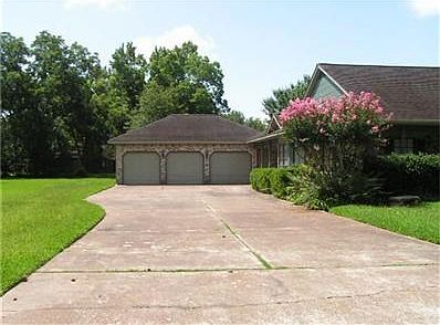 4th image of 105 W Larkspur Dr