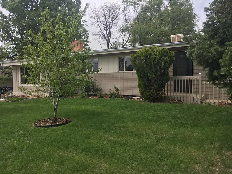 1691 S Eudora St — Photo 25
