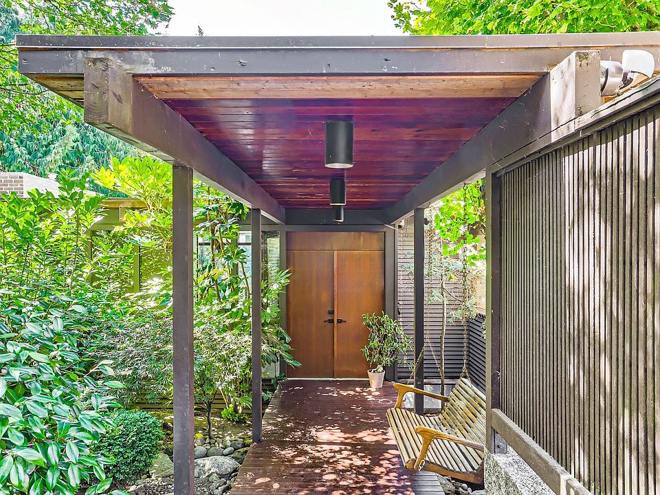 1st image of 12425 68th Ave NE