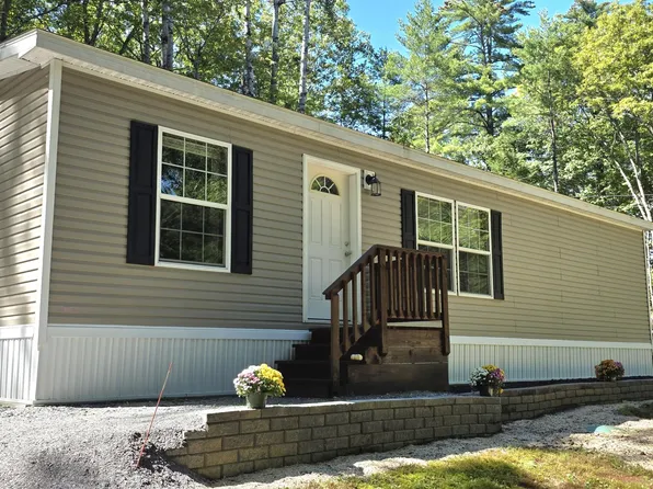 174 Maplewood Drive, Naples, ME 04055