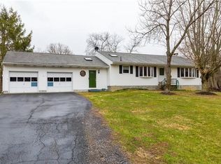 136 Spring Lake Rd, Red Hook, NY 12571