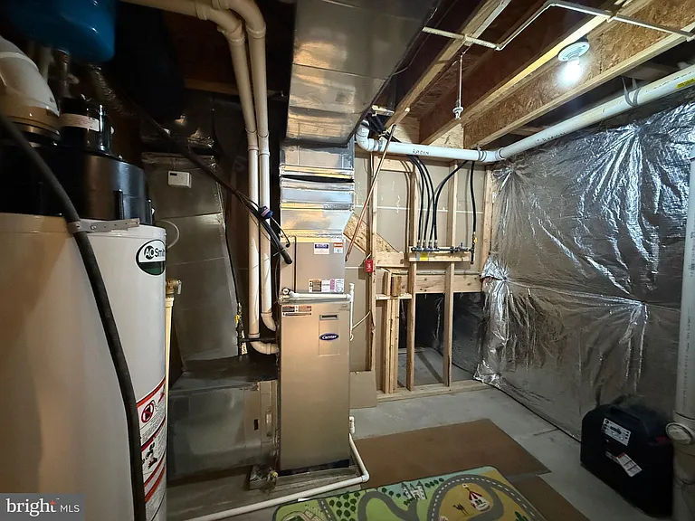 10215 Daventry Dr — Photo 36