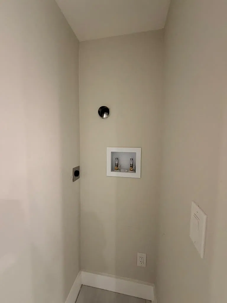 3 bed, $2,150 — Photo 2
