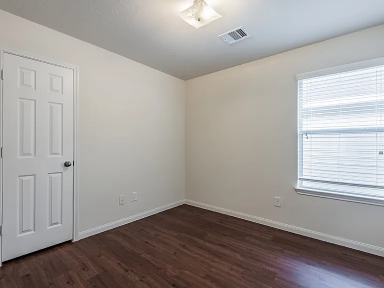14942 Hidalgo Valley Ln — Photo 10