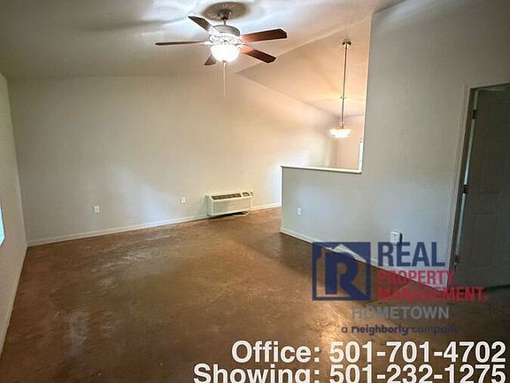 2nd image of 1426 Stanley St #B