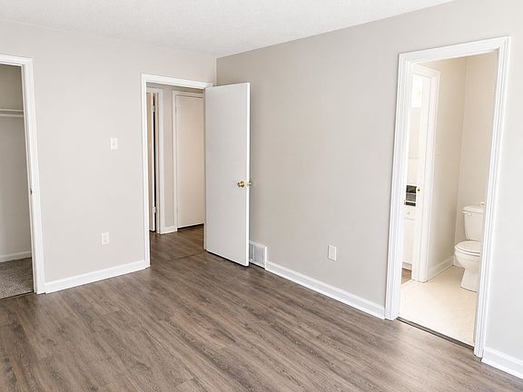3rd image of 6360 Brockman Dr