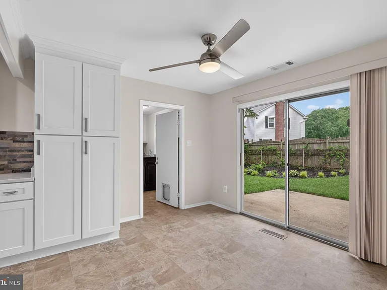 4214 Penner Ln — Photo 16