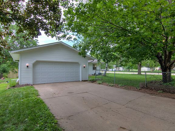 5th image of 3474 Delbert Road
