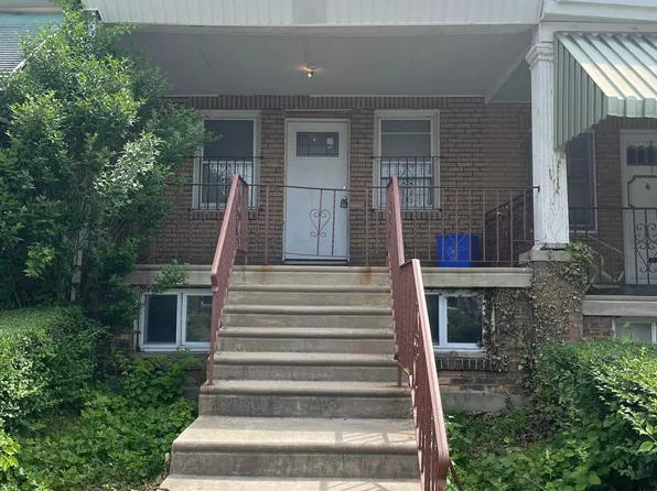 1025 N 45th St, Philadelphia, PA 19104