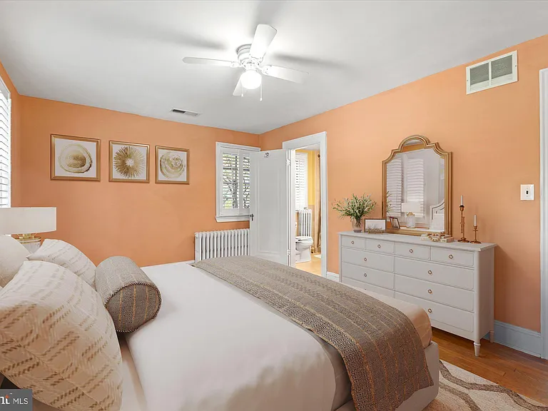 4613 Langdrum Ln — Photo 14