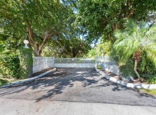 12820 SW 62nd Ave, Pinecrest, FL 33156