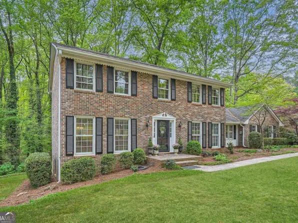 5160 Antelope Ln, Stone Mountain, GA 30087