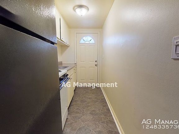3rd image of 1552 Fullerton