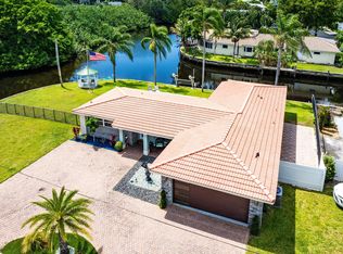 598 W Palmetto Park Rd, Boca Raton, FL 33486