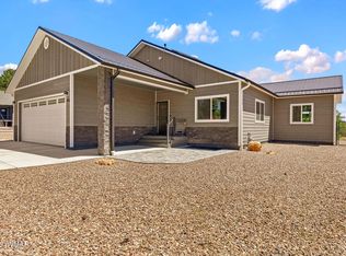 460 S Mountain Pines Ave, Show Low, AZ 85901