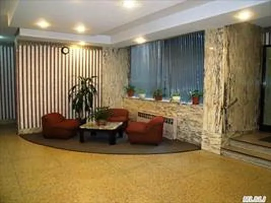 Sold by Madeleine Realty Ltd. | media 28