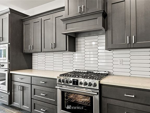 4th image of 17260 76th Avenue Ct E