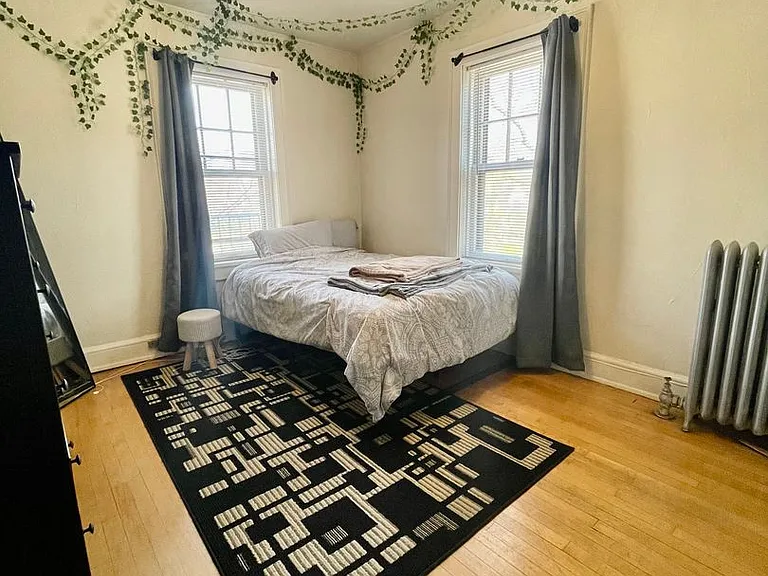 1805 E Park Pl — Photo 8