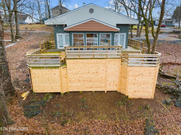 120 Redman Ln, Gray, TN 37615