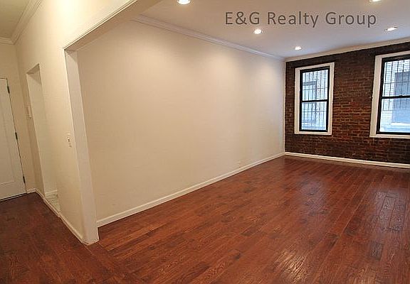 4th image of 1 Bennett Ave APT 29