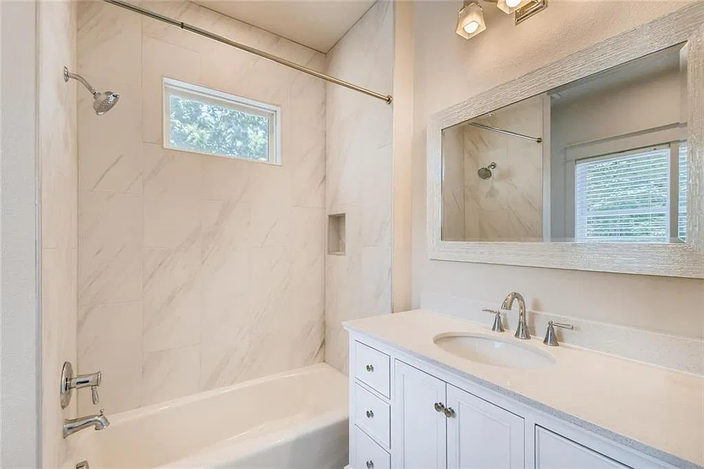 3 bed, 1500 sqft, $3,800 — Photo 4