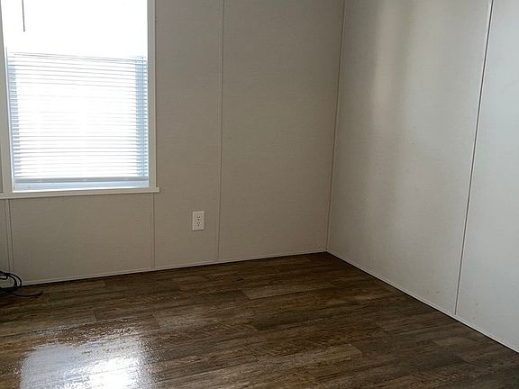 4th image of 2586 Apollo Dr