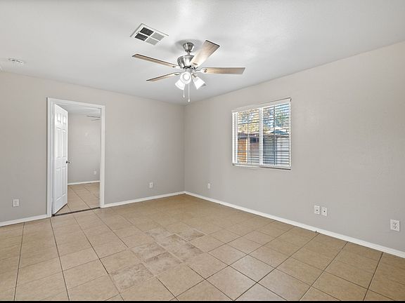 4th image of 315 Troy St APT A