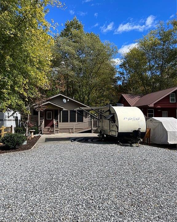 1st image of 77 Speckled Trout Dr