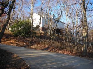 591 Turkey Trot Rd, Clarkesville, GA 30523