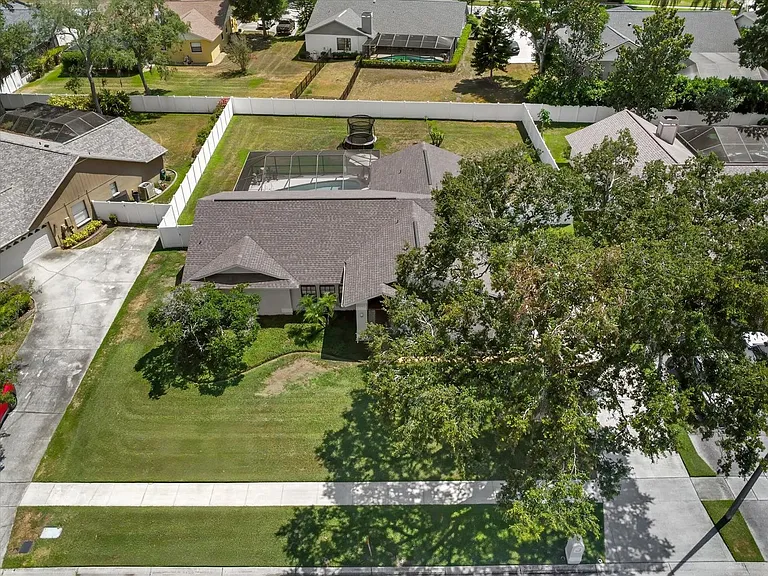 2110 Laindale Pl — Photo 29