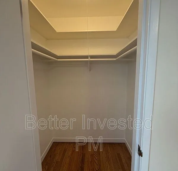2400 39th Ave #4 — Photo 8