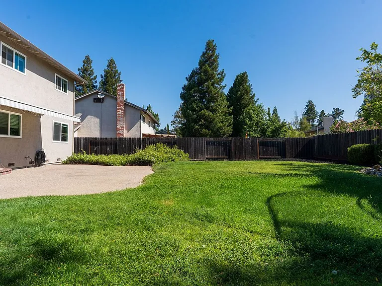 1359 Shade Oak Ln — Photo 15