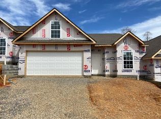 1422 Remington Grove Ln, Knoxville, TN 37909