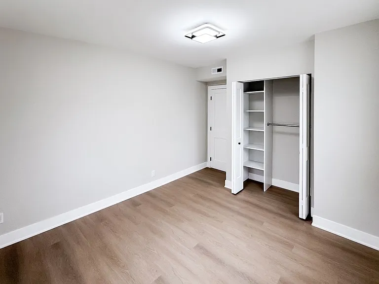 5120 N Laramie Ave #1 — Photo 12