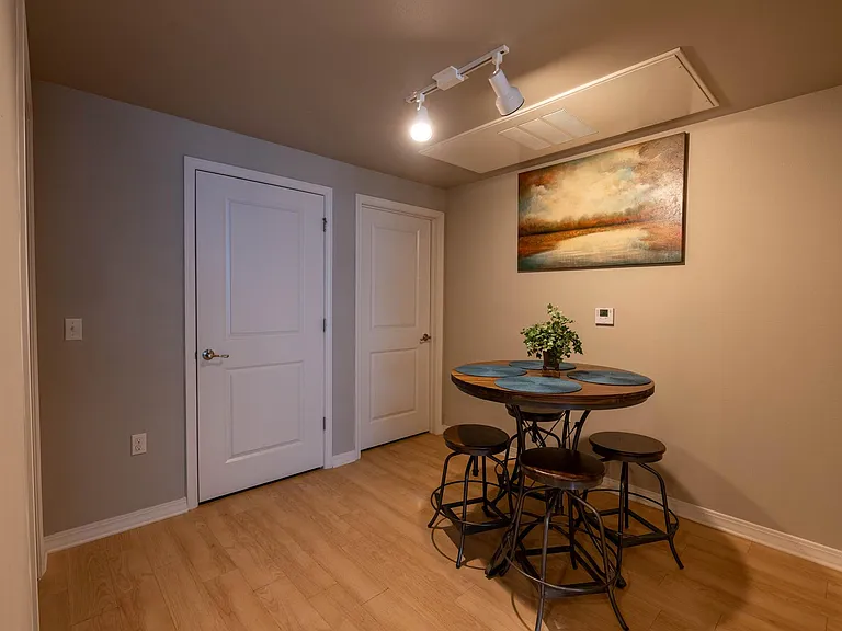 101 Prairie Dunes Dr #203 — Photo 3