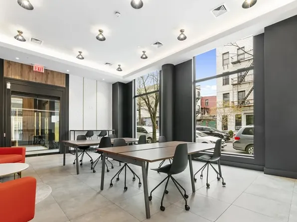 150 Eagle Street image 11 of 18