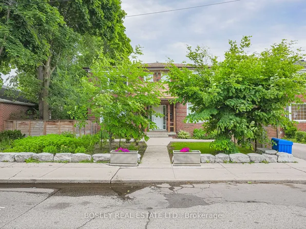20 Markdale Ave #3, Toronto, ON M6C 1S9
