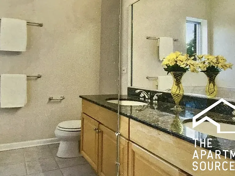 934 W Cornelia Ave #4S — Photo 12
