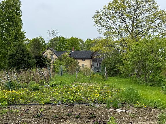 3rd image of 41 S Main Street