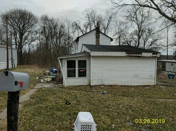 239 S 3rd Ave, Clarion, PA 16214