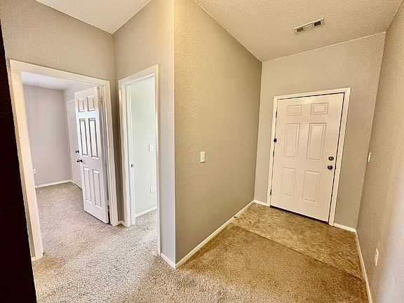 3rd image of 816 68th Ave