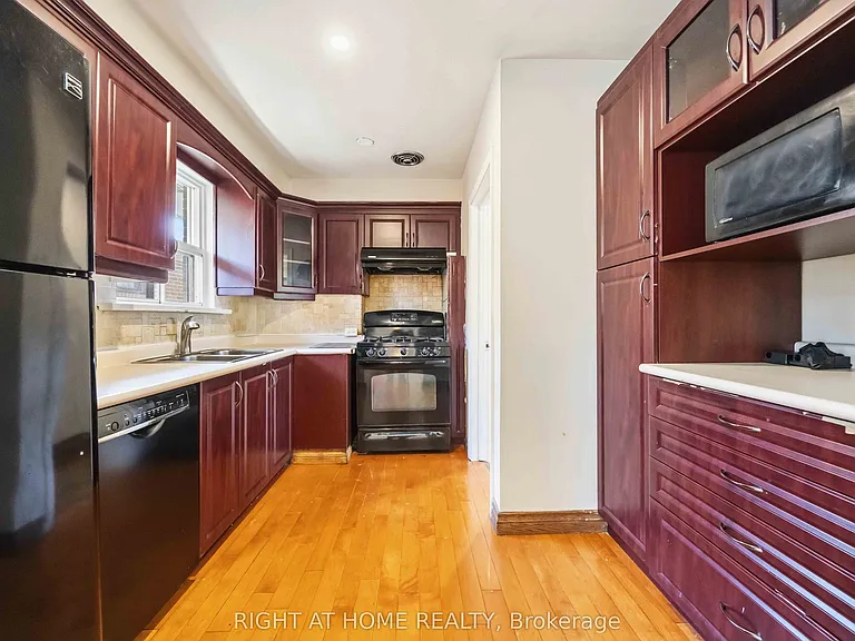 1 Mozart Ave — Photo 21