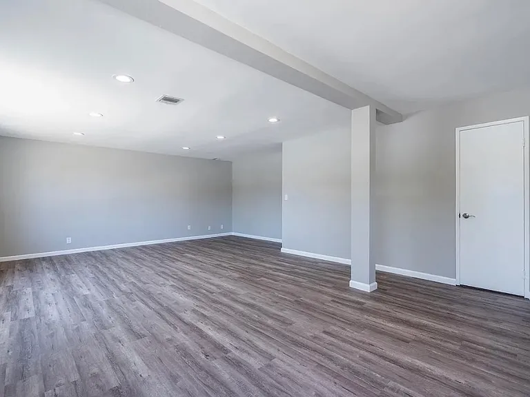 621 E Lomita Ave #A — Photo 21