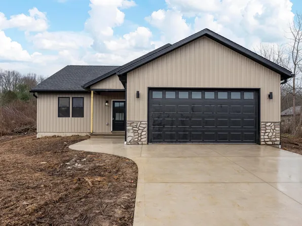 480 N Northridge Hts, Howard, OH 43028