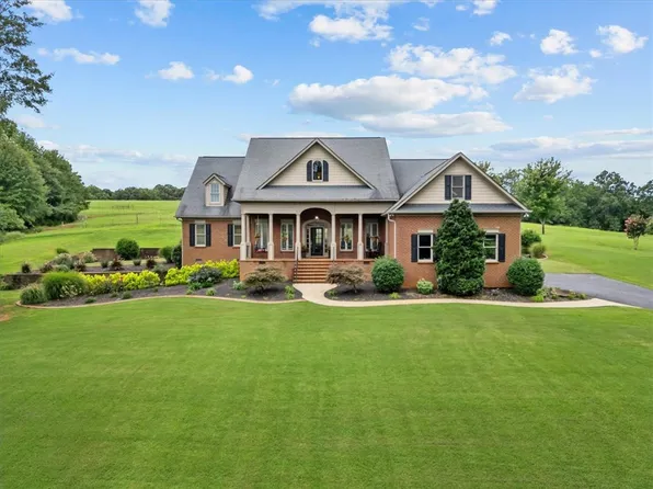185 Meadow Brook Ln, Pickens, SC 29671