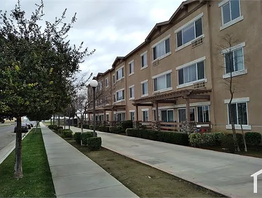 1 bed, 550 sqft, $501 — Photo 3