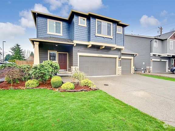 2nd image of 4906 40th Street NE