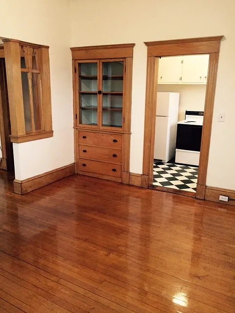 3 bed, 800 sqft, $3,900 — Photo 4