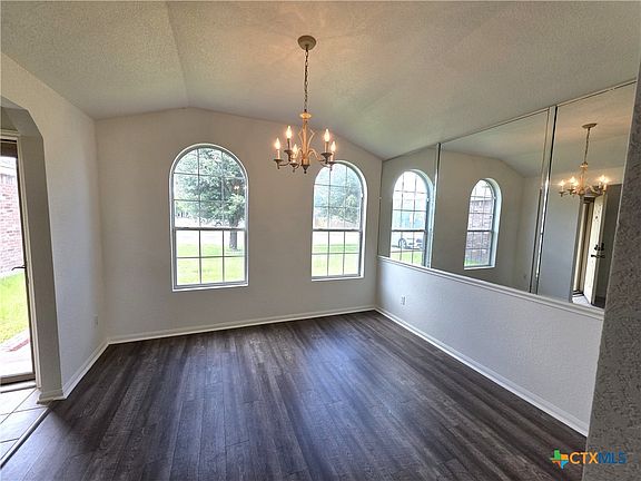 5th image of 2402 Mikulec Dr
