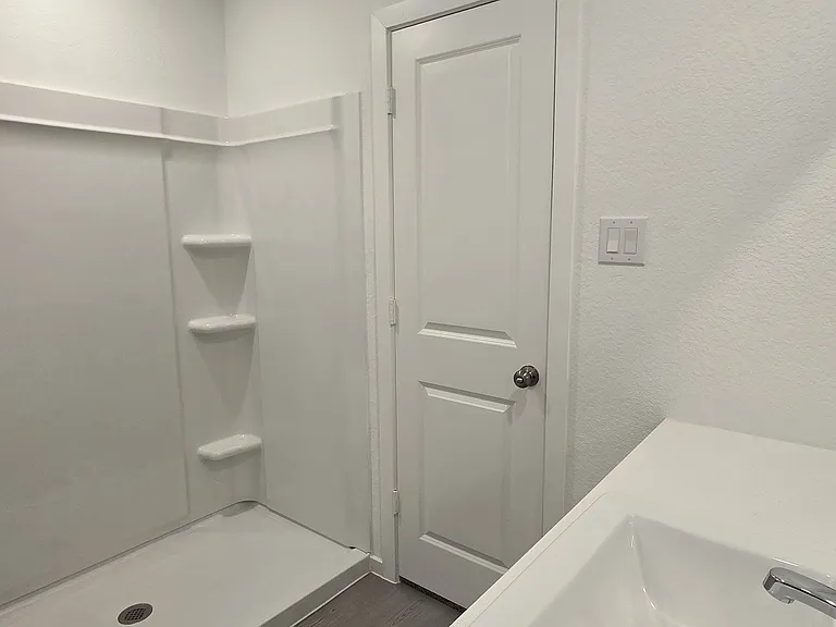 25597 Rose Creek Dr — Photo 12